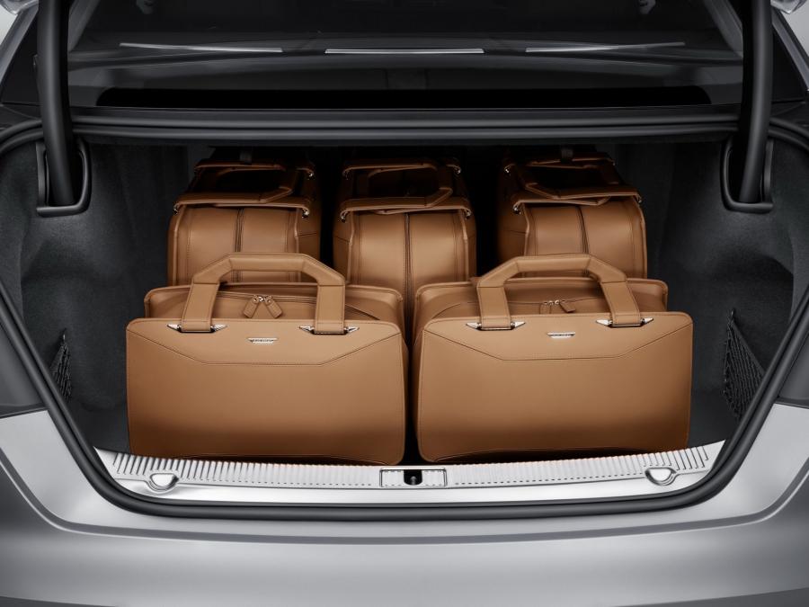 Багажник Audi A8 TFSI Quattro (D4) 2013 года  (WW) (фото 3 из 10)